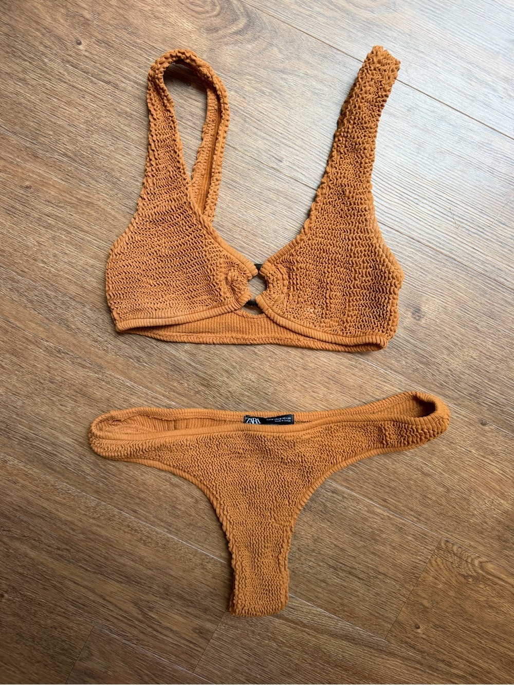 Women’s Zara Crinkle Texture Ring-Detail Bikini Top & Bottom, size: Medium. Tan